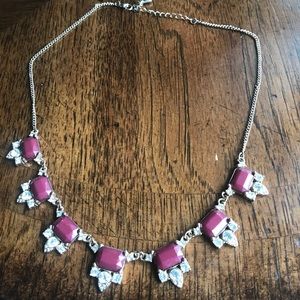 STATEMENT necklace